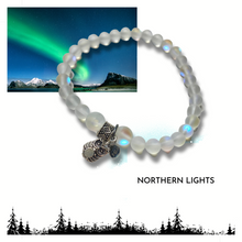 Load image into Gallery viewer, &quot;Northern Lights&quot; Shimmering Glass Beads Stretch Bracelet
