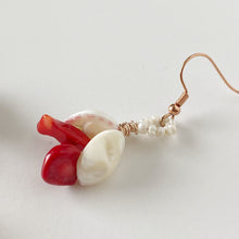 Load image into Gallery viewer, Shell &amp; Coral Stretch Bracelet/Earring Combination
