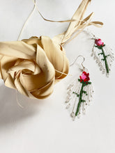 Load image into Gallery viewer, PRE-ORDER SINGLE LONG-STEM ROSE FRINGE EARRINGS
